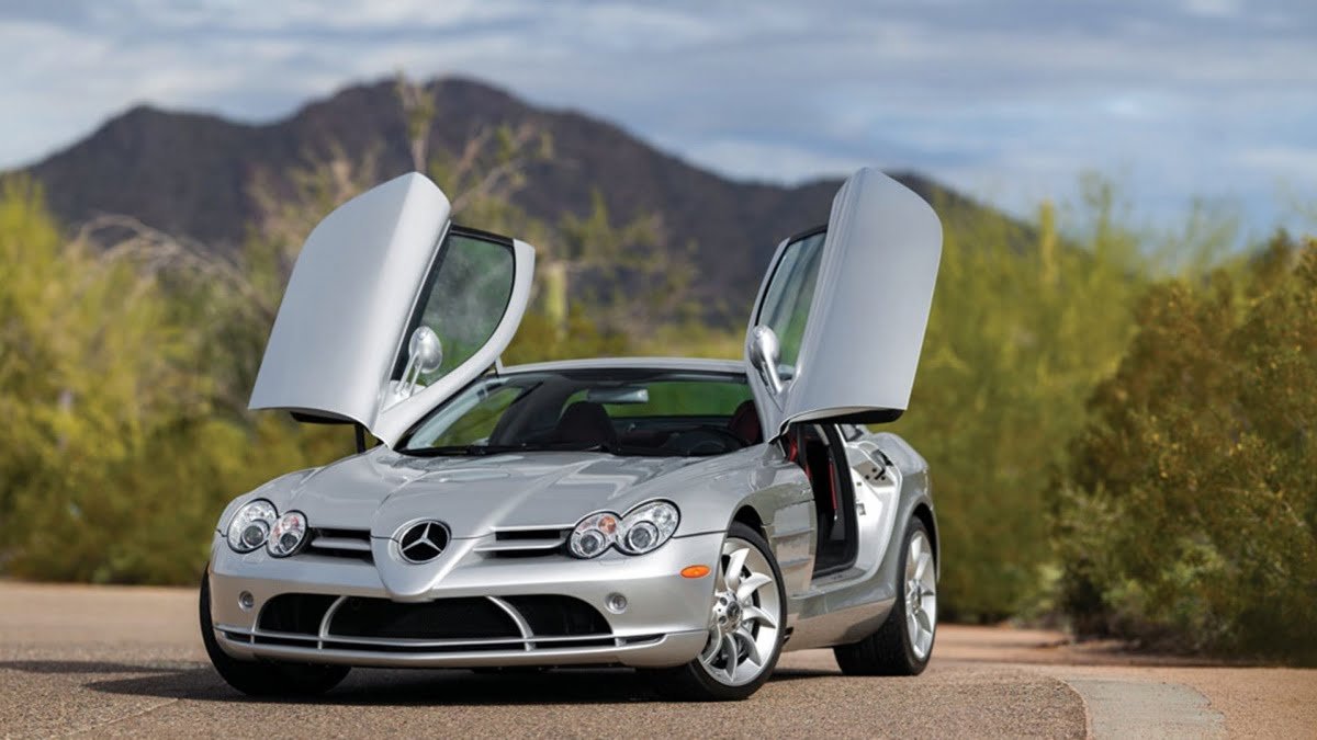 Mercedes SLR MCLAREN зад